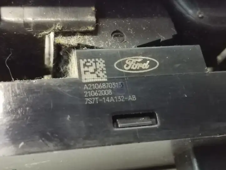 Ford Galaxy (2006 - 2010) 7S7T14A132AB Кнопка стеклоподъемников — фото 4