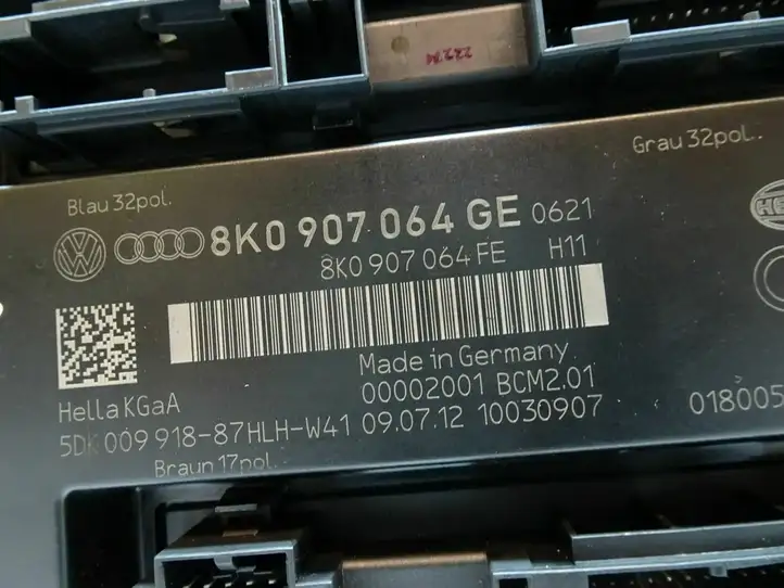 Audi A5 8T 8F (2007 - 2011) 8K0907064GE Модуль управления кузовом (BCM) — фото 4
