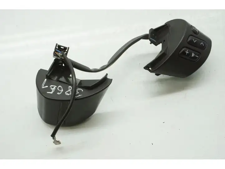Toyota Corolla E120 E130 (2000 - 2004) Кнопки на рулевом колесе — фото 2
