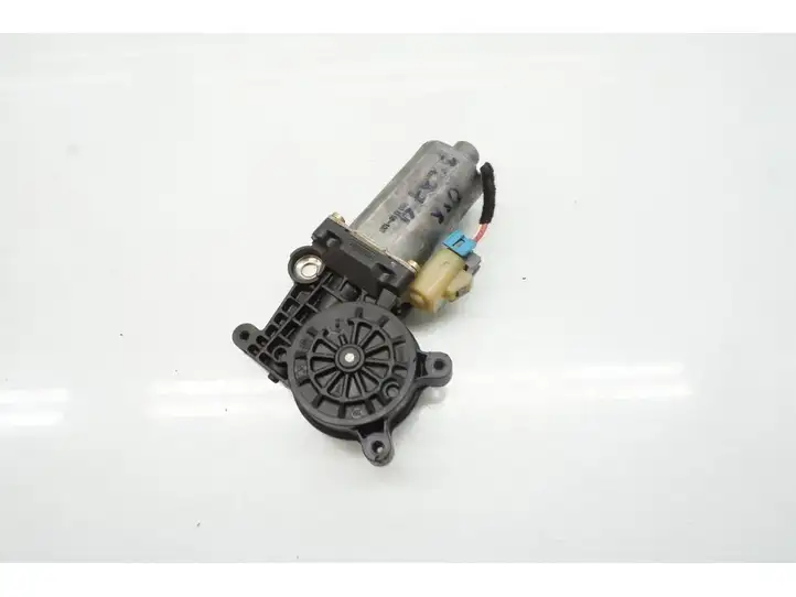 Mercedes-Benz ML W163 (1997 - 2005) 9137041093 Стеклоподъемник задней двери — фото 1