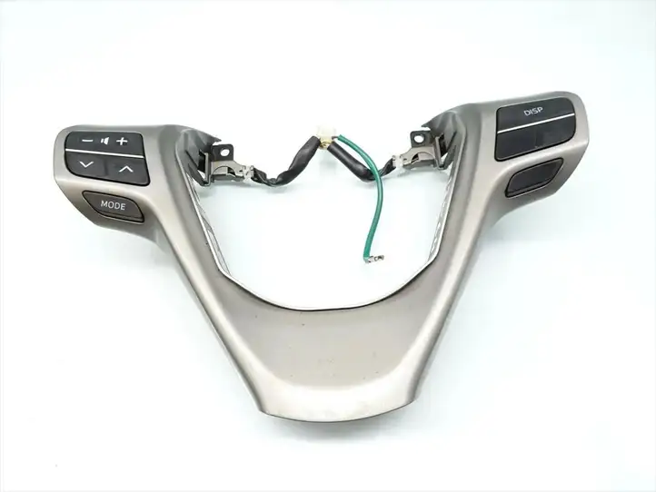 Toyota Avensis T270 (2009 - 2012) 45100-05550-D Кнопки на рулевом колесе — фото 1