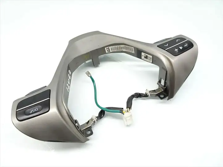 Toyota Avensis T270 (2009 - 2012) 45100-05550-D Кнопки на рулевом колесе — фото 2