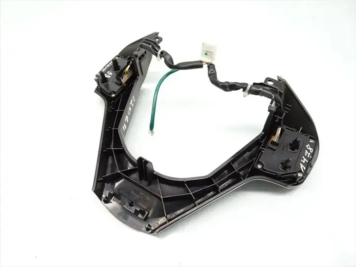 Toyota Avensis T270 (2009 - 2012) 45100-05550-D Кнопки на рулевом колесе — фото 3
