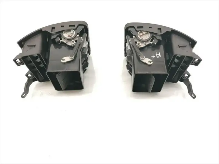Volkswagen Touran I (2003 - 2010) 1T0819704A Боковой воздушный дефлектор — фото 3