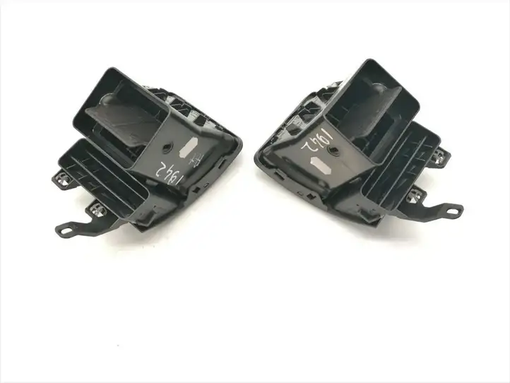 Volkswagen Touran I (2003 - 2010) 1T0819704A Боковой воздушный дефлектор — фото 4