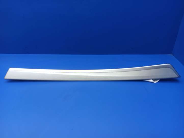 BMW 5 F10 F11 (2009 - 2016)  7225546 Передняя декоративная планка