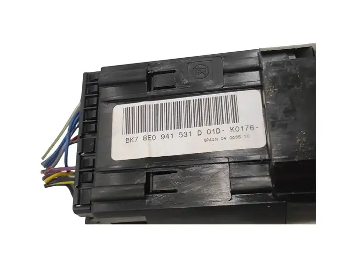 Audi A4 S4 B7 8E 8H (2004 - 2009) 8E0941531D Включатель фонарей — фото 5