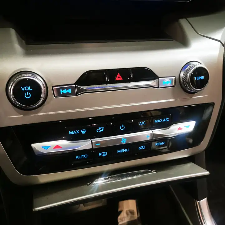 Ford Explorer VI (2019 - ) LB5T18K811AH Магнитола / мультимедийная система — фото 1