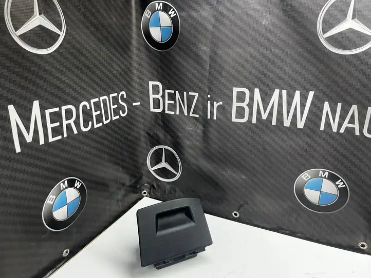 BMW X5 F15 (2013 - 2017) 9270608 Демпфер бардачка — фото 1