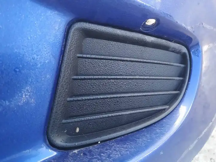 Fiat Grande Punto (2005 - 2014) Нижняя решетка переднего бампера — фото 1