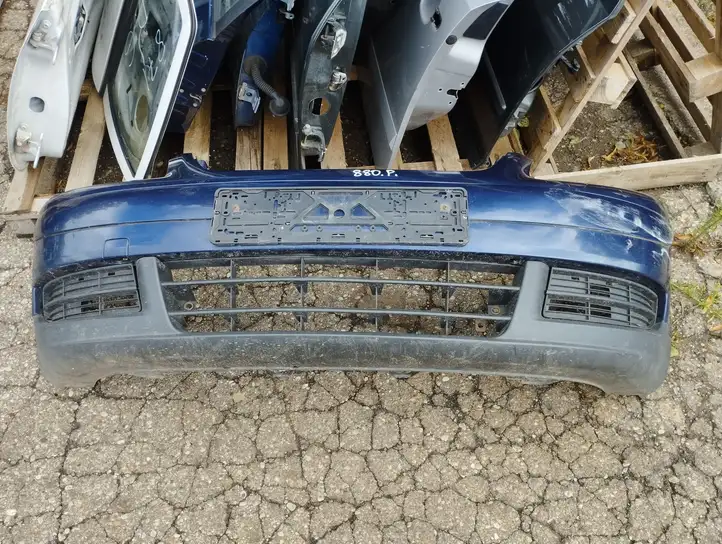 Volkswagen Touran I (2003 - 2010)  1T0807221 Передний бампер