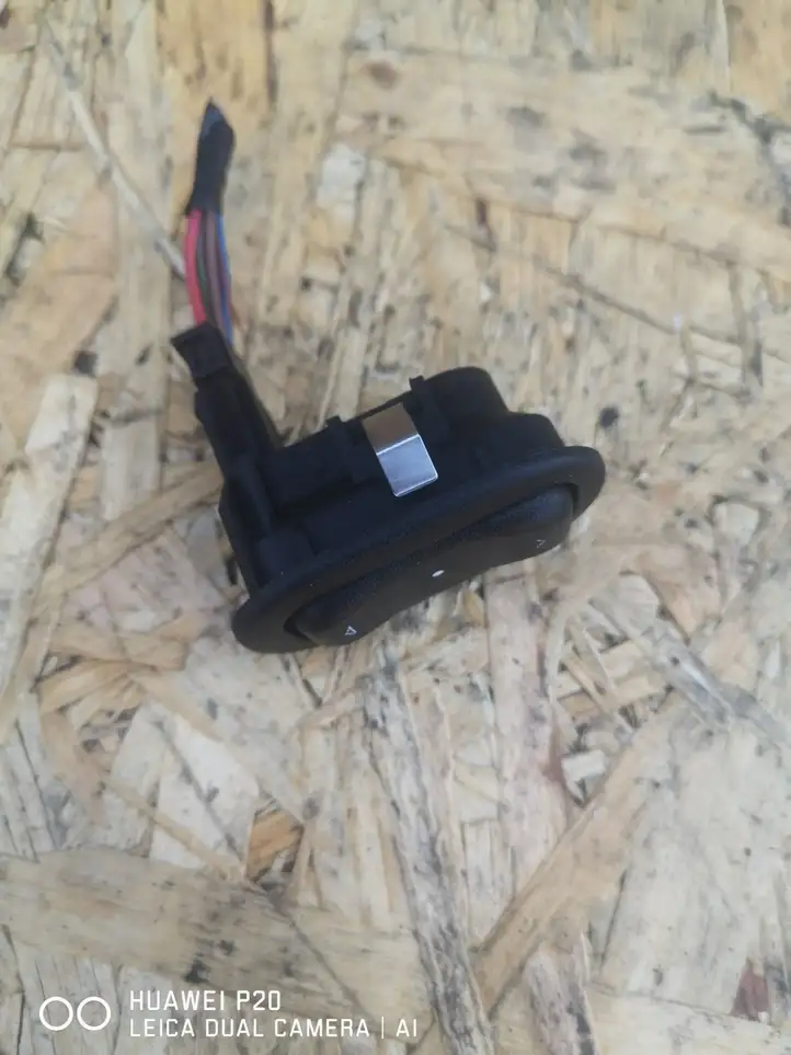 Opel Zafira B (2003 - 2006) 13363100 Кнопка стеклоподъемников — фото 3