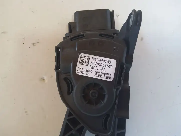 Ford Fiesta (2009 - 2012) 8V219F836AB Педаль акселератора — фото 3