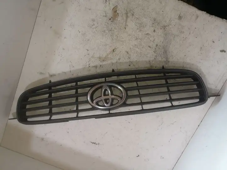 Toyota Corolla E110 (1995 - 2002) 5311102900 Верхняя решетка радиатора — фото 1