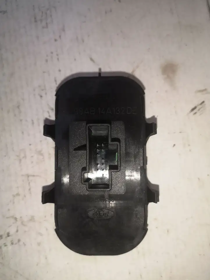Ford Focus (1998 - 2004) 98AB14A132DE Кнопка стеклоподъемников — фото 2