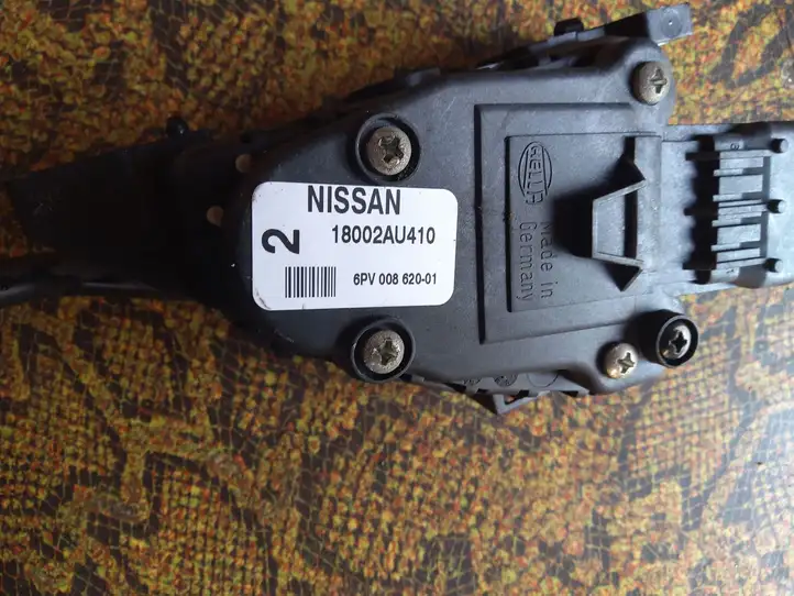 Nissan Almera N16 (2000 - 2010) 18002AU410 Педаль акселератора — фото 1