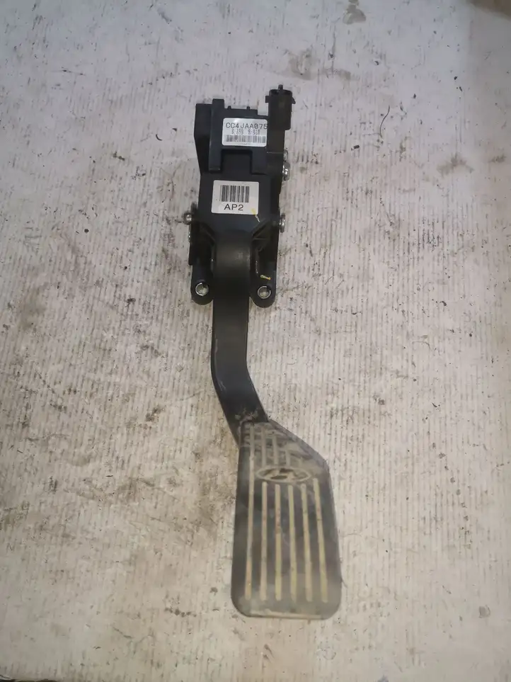 Hyundai H-1, Starex, Satellite (2007 - 2013) CC4JAA075 Педаль акселератора — фото 1