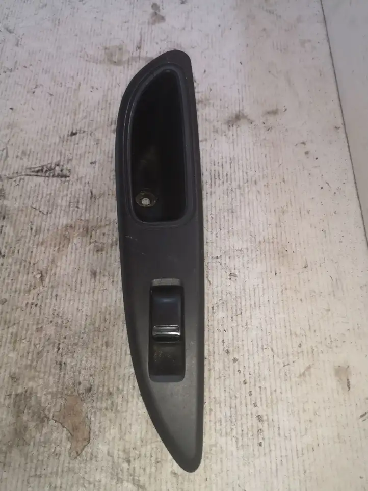 Nissan Primera (2001 - 2008) 82961AV760 Блок кнопок стеклоподъемников — фото 1