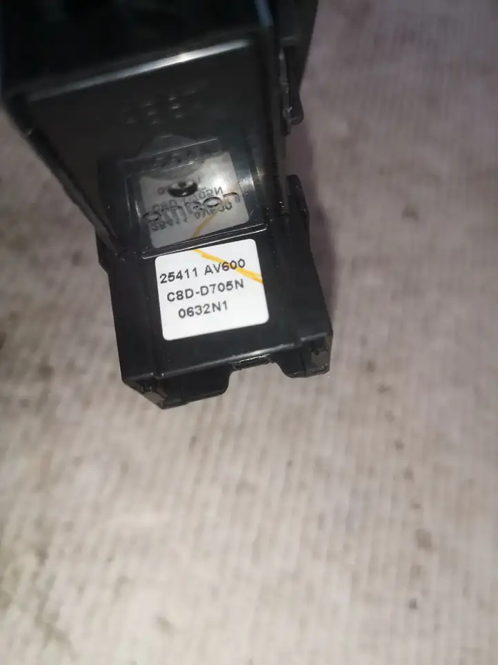 Nissan Primera (2001 - 2008) 82961AV760 Блок кнопок стеклоподъемников — фото 2