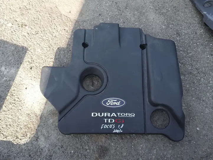 Ford Focus (1998 - 2004) 2M5Q6N041AA Крышка двигателя декоративная — фото 1