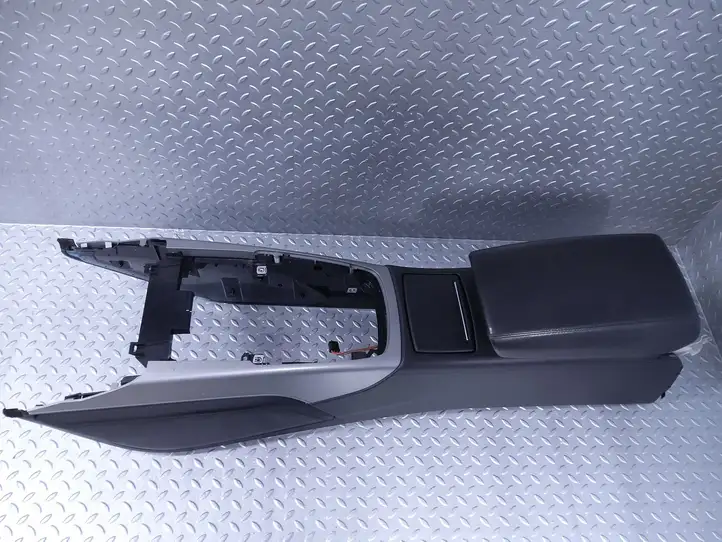 Audi A6 C7 (2011 - 2014) 4G0863244A Другая деталь консоли (туннеля) — фото 11