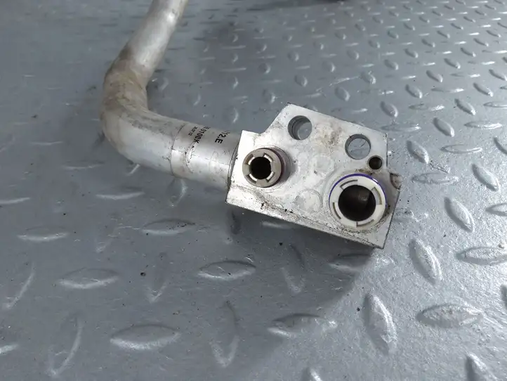 Audi A6 C7 (2011 - 2014) 4G1260712E Трубки и шланги кондиционера — фото 6