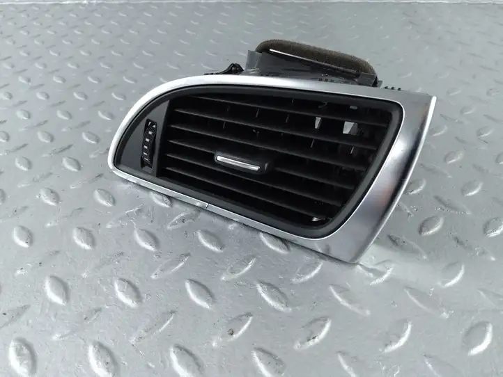 Audi A6 C7 (2011 - 2014) 4G1820902 Боковой воздушный дефлектор — фото 1