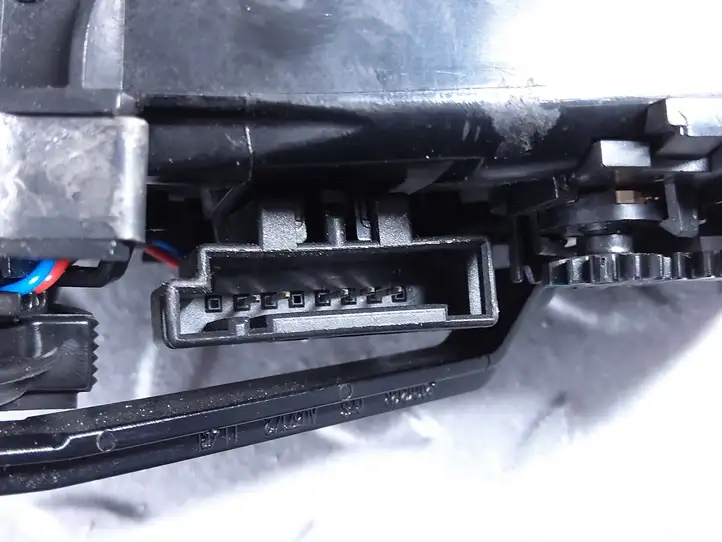 Audi A6 C7 (2011 - 2014) 4G1820902 Боковой воздушный дефлектор — фото 3