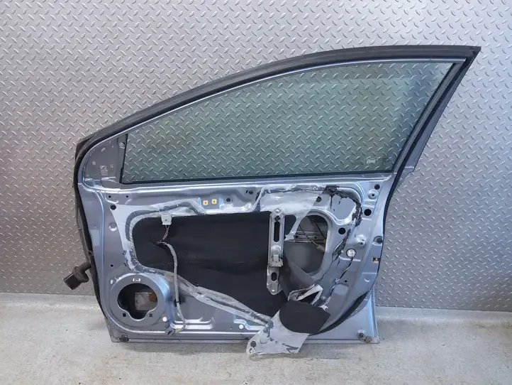 Honda Civic (2006 - 2011) Дверь — фото 4