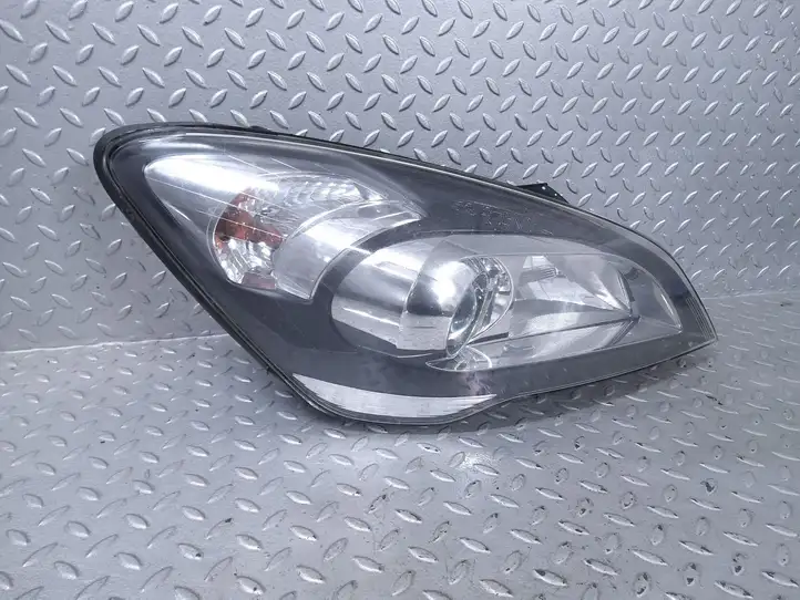 Kia Ceed (2010 - 2012) 921021H Передняя фара — фото 1