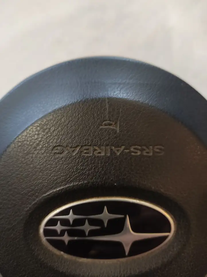 Subaru Legacy (2009 - 2013) Подушка безопасности руля — фото 5