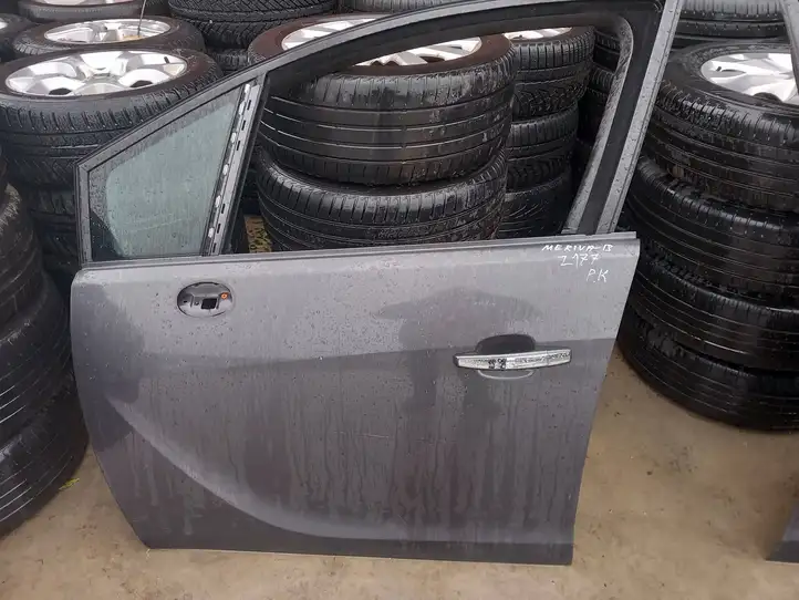 Opel Meriva B (2010 - 2014) Дверь — фото 1