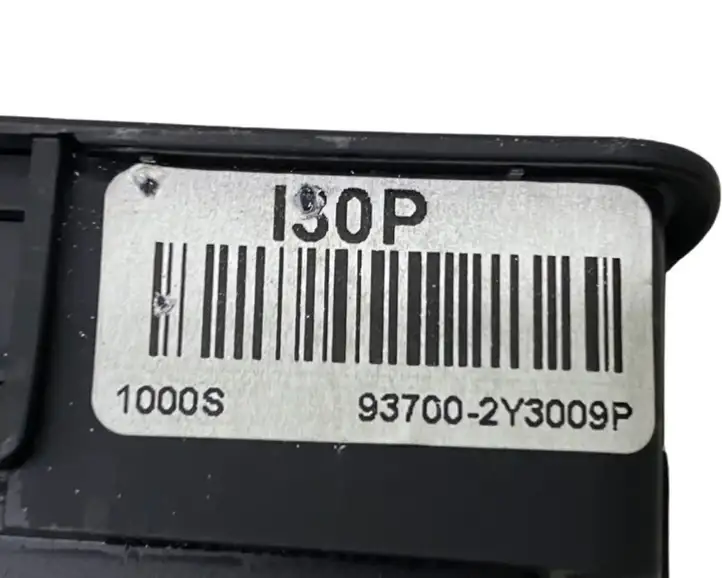 Hyundai ix35 (2009 - 2013) 937002Y3009P Мултифункционный включатель управления / ручка — фото 6