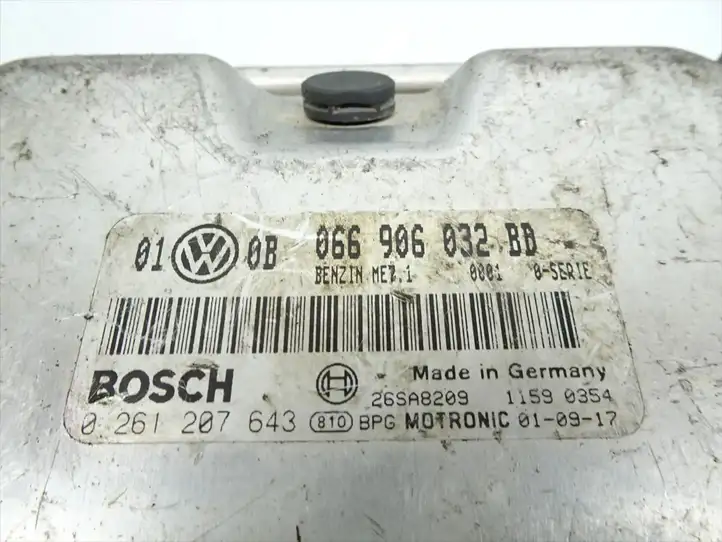 Volkswagen PASSAT B5.5 (2001 - 2005) 066906032BD Блок управления двигателем (ЭБУ) — фото 4