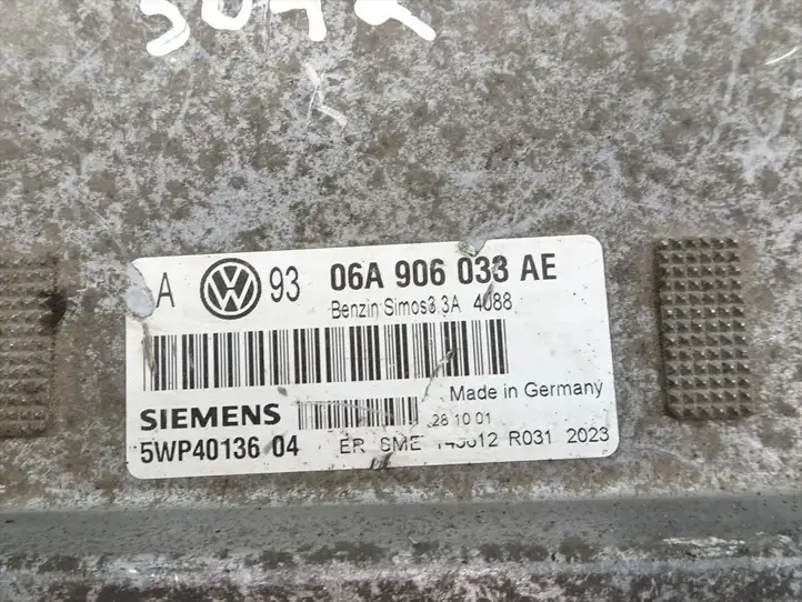 Volkswagen Golf IV (1998 - 2005) 06A906033AE Блок управления двигателем (ЭБУ) — фото 4