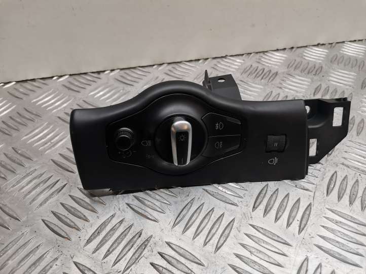 Audi A4 (2007 - 2011)  8K0941531G Включатель фонарей