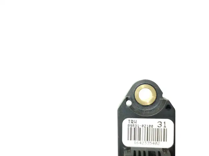 Toyota Avensis T270 (2009 - 2012) 89831-02100 Датчик удара SRS — фото 3