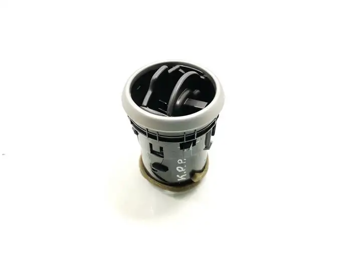 Nissan Qashqai (2006 - 2010) 68760JD10A Боковой воздушный дефлектор — фото 1
