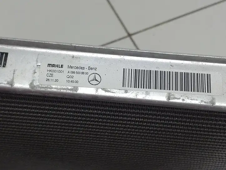 Mercedes-Benz EQC (2018 - ) A0995008800 Радиатор охлаждающей жидкости двигателя — фото 9