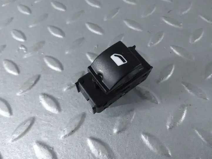 Toyota ProAce City (2016 - ) 98016307ZD Блок кнопок стеклоподъемников — фото 3