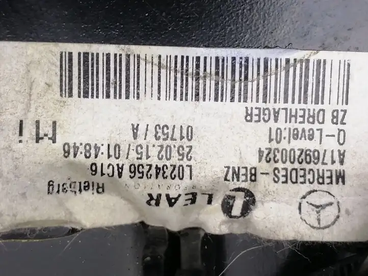 Mercedes-Benz CLA C117,X117,W117 (2013 - 2019) A1769200124 Кронштейн ISOFIX — фото 4