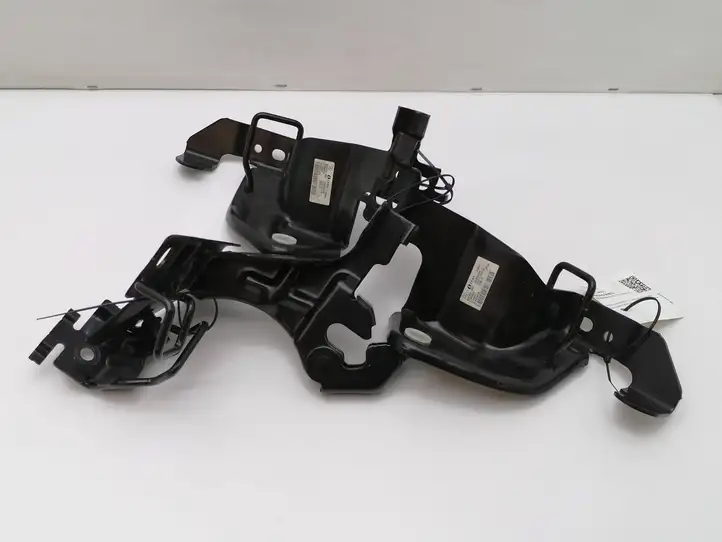 Mercedes-Benz CLA C117,X117,W117 (2013 - 2019) A1769200124 Кронштейн ISOFIX — фото 1