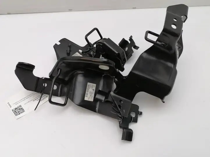 Mercedes-Benz CLA C117,X117,W117 (2013 - 2019) A1769200124 Кронштейн ISOFIX — фото 7