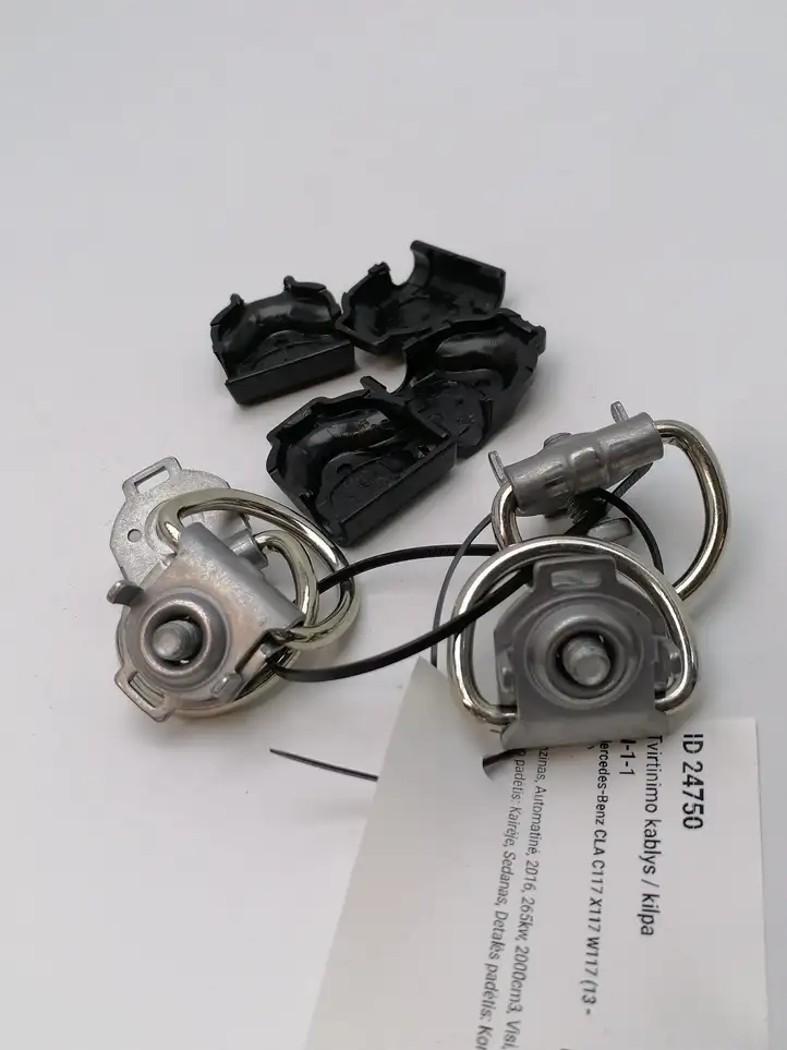 Mercedes-Benz CLA C117,X117,W117 (2013 - 2019) A0008681539 Держатель — фото 11