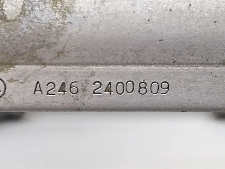 Mercedes-Benz CLA C117,X117,W117 (2013 - 2019) A2462400809 Кронштейн двигателя — фото 9