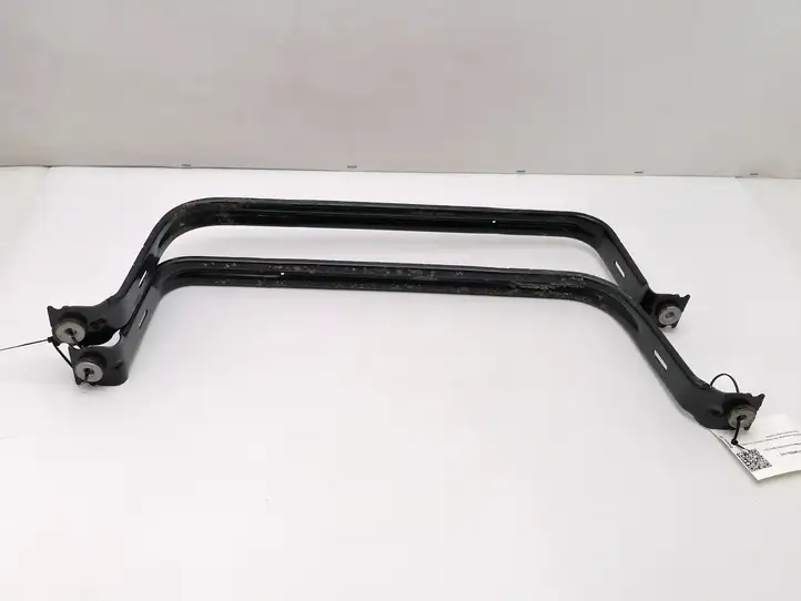 Mercedes-Benz CLA C117,X117,W117 (2013 - 2019) A2464700240 Кронштейн топливного бака — фото 2