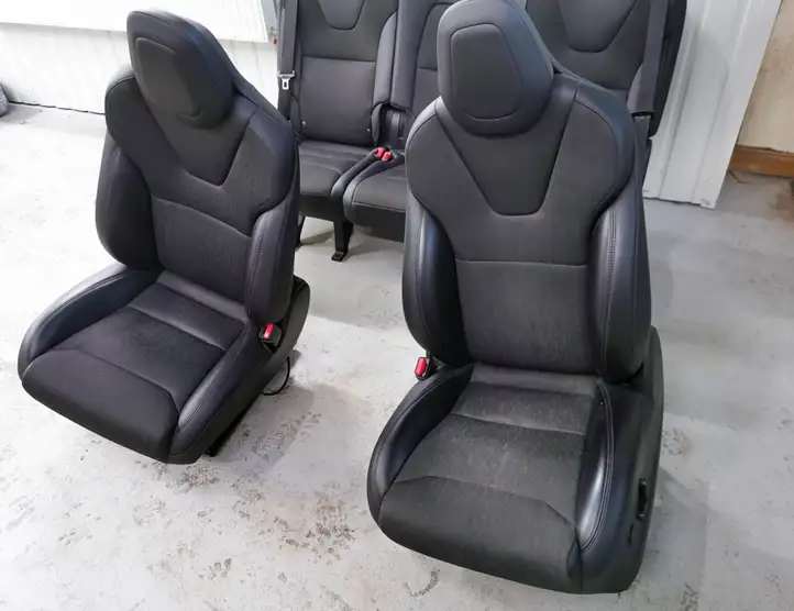 Tesla Model X (2015 - 2021) Комплект салона — фото 4