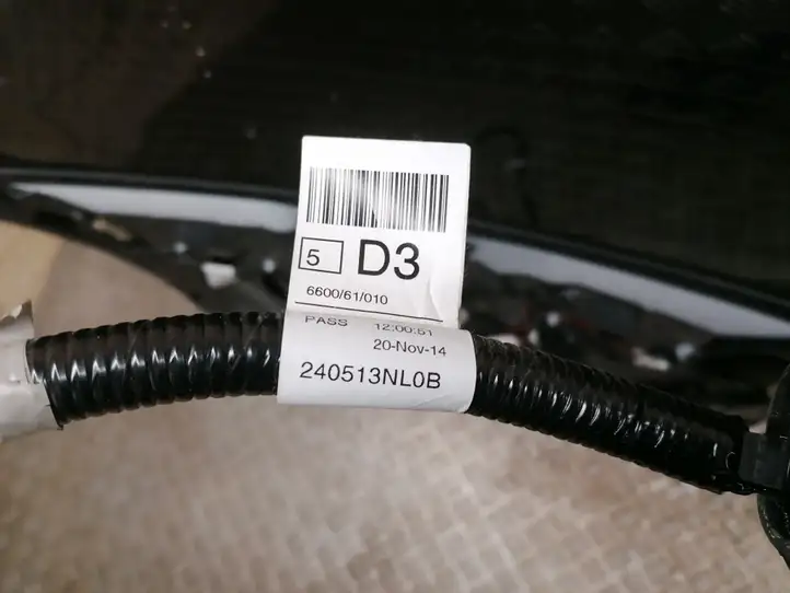 Nissan Leaf I (ZE0) (2010 - 2017) K010M3NAMA Крышка багажника — фото 4