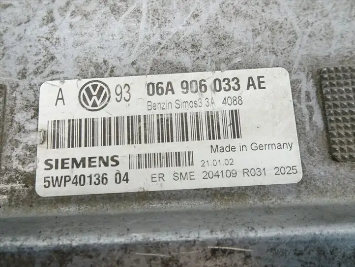 Volkswagen Golf IV (1998 - 2005) 06A906033AE Блок управления двигателем (ЭБУ) — фото 4