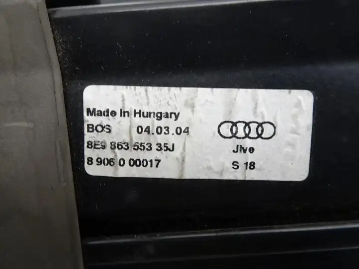 Audi A4 S4 B6 8E 8H (2000 - 2006) 8E986355335J Шторка — фото 3